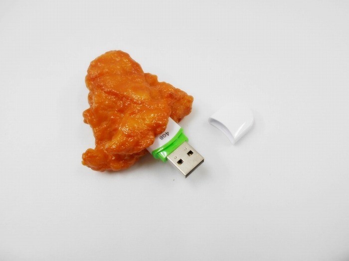唐揚 中 USBメモリ