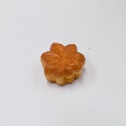 Momiji Manju (Maple Leaf-Shaped Steamed Bun) (small) Magnet - Fake Food Japan