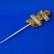 yakitori_negima_grilled_chicken_with_green_onions_ear_pick