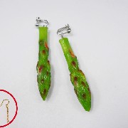 Asparagus Pierced Earrings - Fake Food Japan
