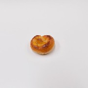Bread (round) Magnet - Fake Food Japan