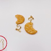 Broken Cracker Ver. 2 Pierced Earrings - Fake Food Japan