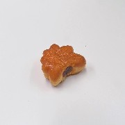 Broken Momiji Manju (Maple Leaf-Shaped Steamed Bun) (small) Magnet - Fake Food Japan