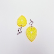 Lemon Slice (Heart-Shaped) Clip-On Earrings - Fake Food Japan