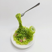 Spaghetti with Bacon & Genovese Sauce Small Size Replica (Pencil/Pen Stand Version) - Fake Food Japan
